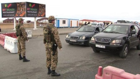 Bakıda "tikinti kralı"nın oğlu karantini pozdu, yol qurğularını qırıb qaçdı