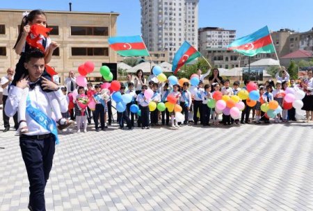 Məktəblilərin yay tətili ləğv olunacaqmı? - RƏSMİ AÇIQLAMA