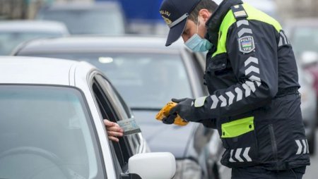 Bakıda yol polisi də dayanma-durmaya görə cərimə yazacaq - RƏSMİ