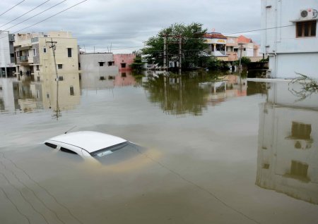 Əfqanıstanda baş verən daşqınlarda çox sayda insan ölüb