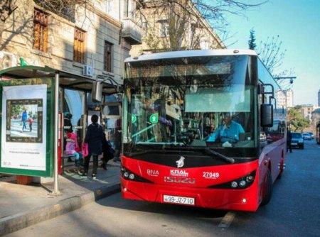 Bakıda ictimai nəqliyyat fəaliyyətini dayandırır