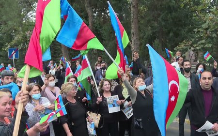 Döyüş iştirakçıları arasında təbliğat və təşviqat işləri davam edir - VIDEO