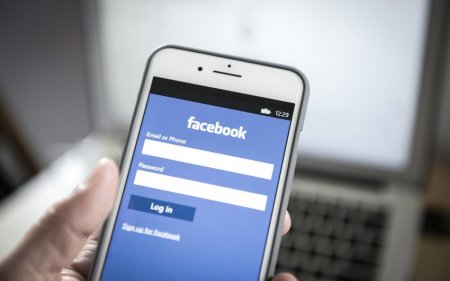 "Facebook"da Azərbaycanın ərazi bütövlüyü qeyd-şərtsiz bərpa olunub - FOTO