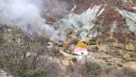 “Ermənilər Laçın, Kəlbəcər, Ağdam rayonlarında azərbaycanlılara məxsus evləri yandırırlar”