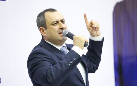 Adil Əliyev: "O qədər çıxılmaz vəziyyətə düşdülər ki, hətta qadınlardan ibarət hərbi qruplar təşkil etdilər"