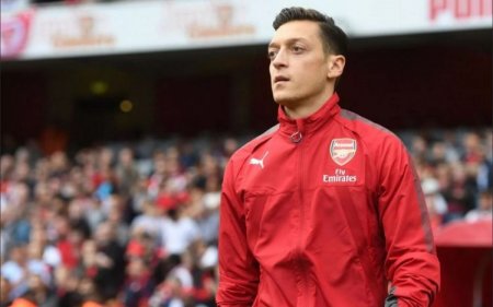 Mesut Özil İslam dünyasına MÜRACİƏT ETDİ