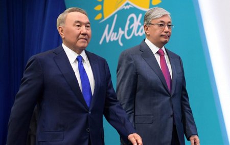 Nazarbayev bu vəzifəsini də Tokayevə təhvil verir