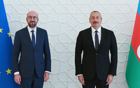 Prezident Şarl Mişellə Ukraynanı müzakirə etdi