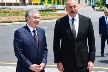 İlham Əliyev və Şavkat Mirziyoyev Daşkənddə “TEXNOPARK” MMC-nin fəaliyyəti ilə tanış olublar