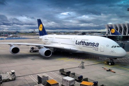 “Lufthansa” iki şəhərdən bütün uçuşları ləğv edib