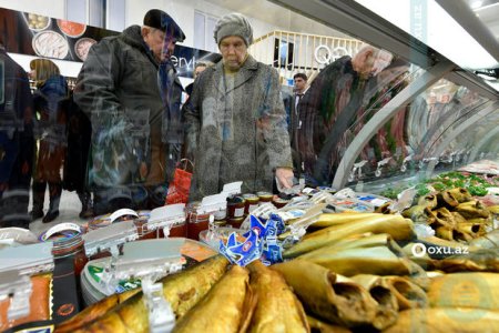 “Bazarların sayının az olması qiymət artımına əlavə təzyiqlər göstərir” - İqtisadçıdan AÇIQLAMA