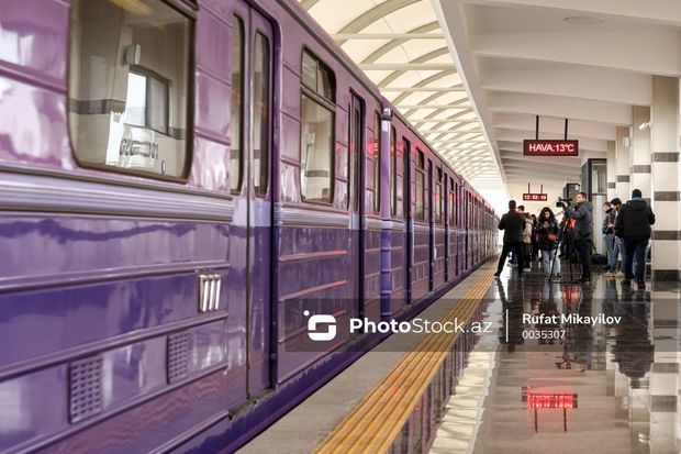 Bakı metrosunda maşinist qatar idarə edərkən öldü - YENİLƏNİB