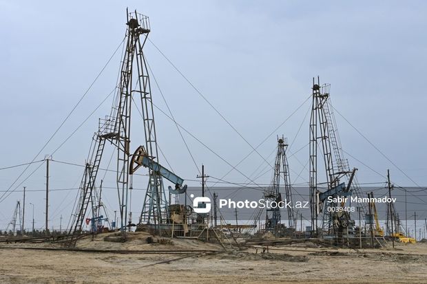 Dünya bazarında neft qiymətləri azalıb