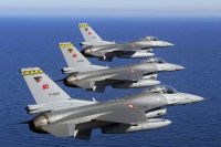 Türkiyə F-16 qırıcılarını Rumıniyaya yolladı